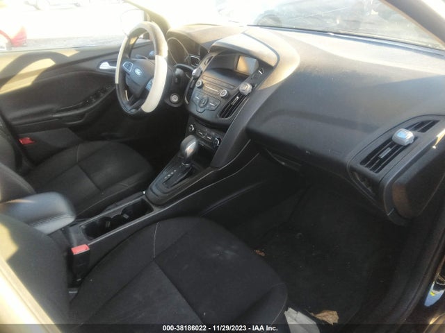 2018 FORD FOCUS SE VIN: 1FADP3F29JL235042