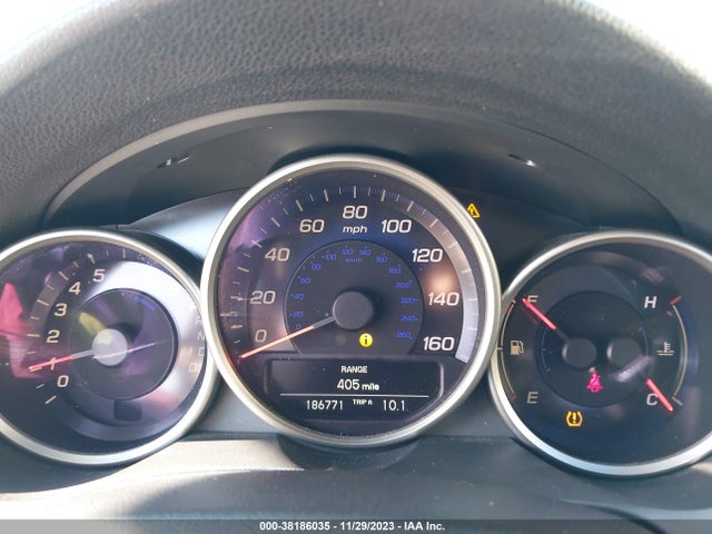 2005 ACURA RL 3.5 VIN: JH4KB165X5C015363