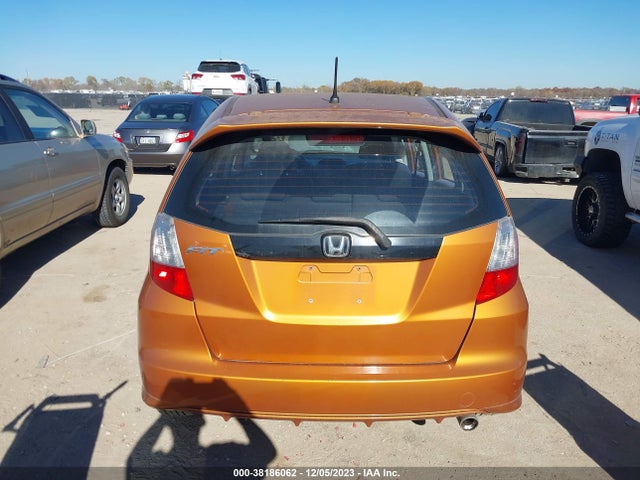 2010 HONDA FIT SPORT VIN: JHMGE8H40AS007847