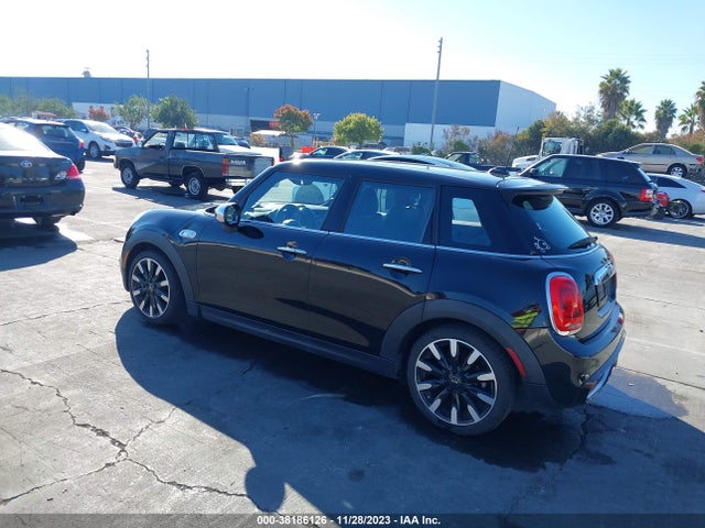 2015 MINI HARDTOP WMWXU3C5XFT891883 Photo 2