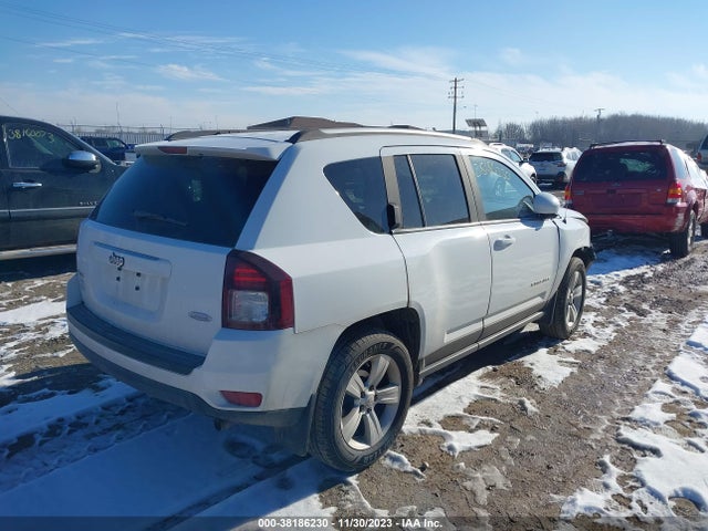 2015 JEEP COMPASS LATITUDE VIN: 1C4NJDEB9FD208464