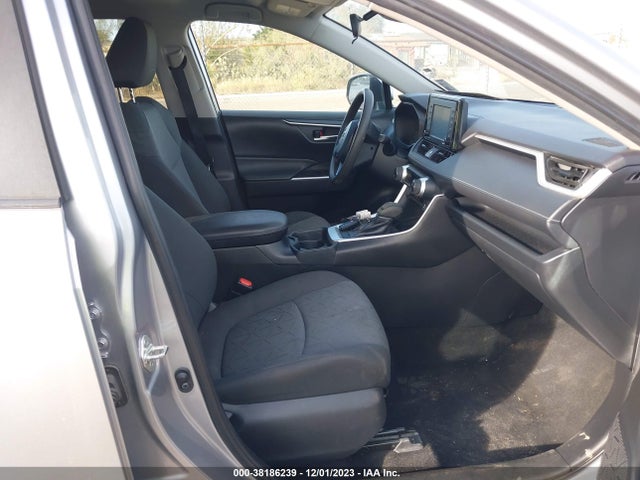 2020 TOYOTA RAV4 XLE VIN: 2T3W1RFV4LC051999