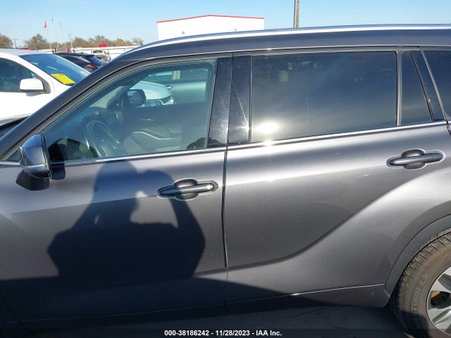 Toyota Highlander Xle 2021 5TDGZRAH7MS530739 Image 14
