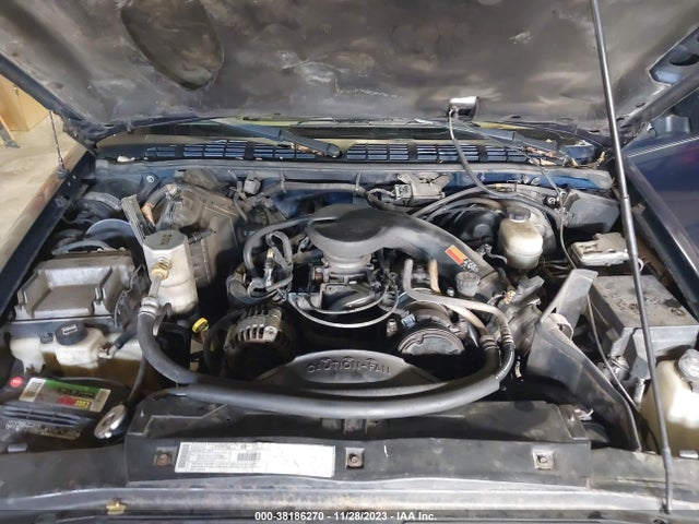 2002 CHEVROLET S-10 LS VIN: 1GCDT19W028208289