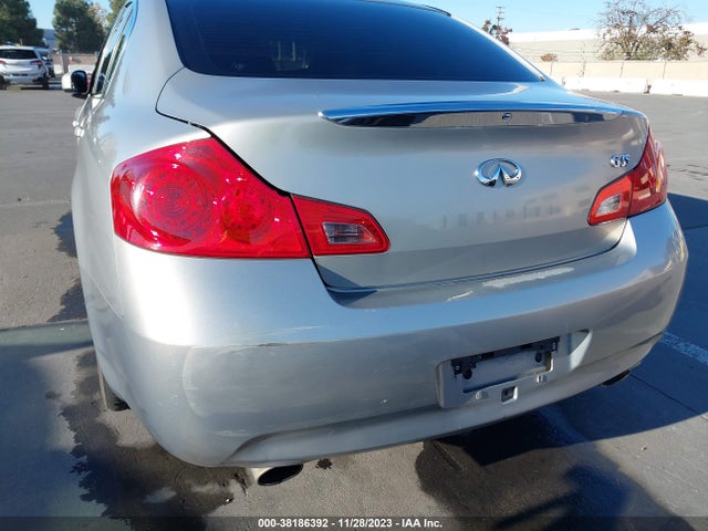 2008 INFINITI G35 JOURNEY VIN: JNKBV61E58M219109