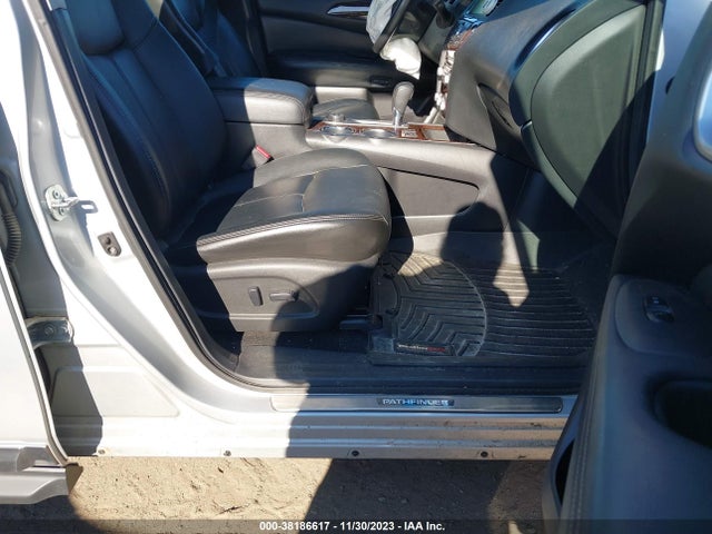 2013 NISSAN PATHFINDER SL VIN: 5N1AR2MM0DC626599