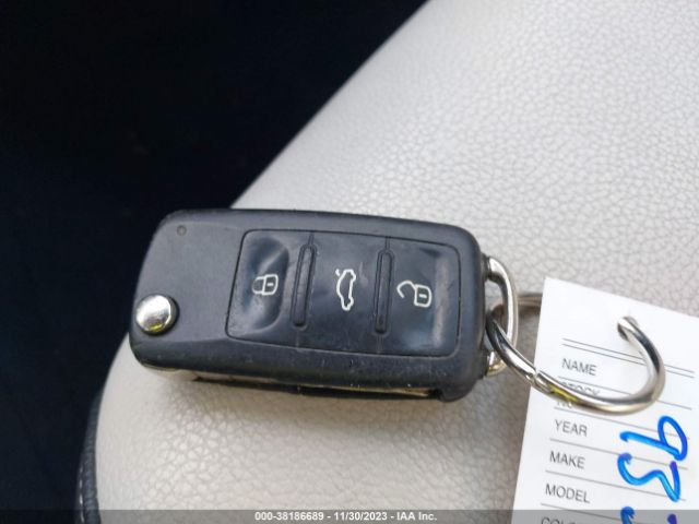 3VWB17AJ0GM272025 Volkswagen Jetta 1.8t Sport