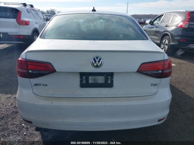 3VWB17AJ0GM272025 Volkswagen Jetta 1.8t Sport