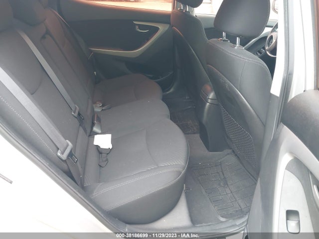 2015 HYUNDAI ELANTRA SE VIN: 5NPDH4AE5FH597203