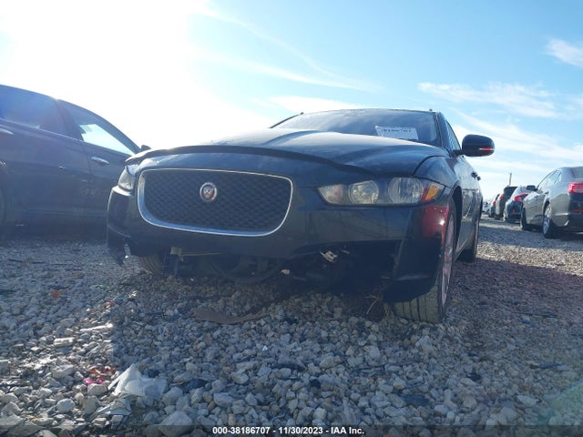 2017 JAGUAR XE SAJAD4BG2HA966948 Photo 5