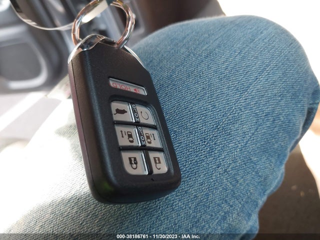 2019 HONDA ODYSSEY EX-L VIN: 5FNRL6H7XKB113445