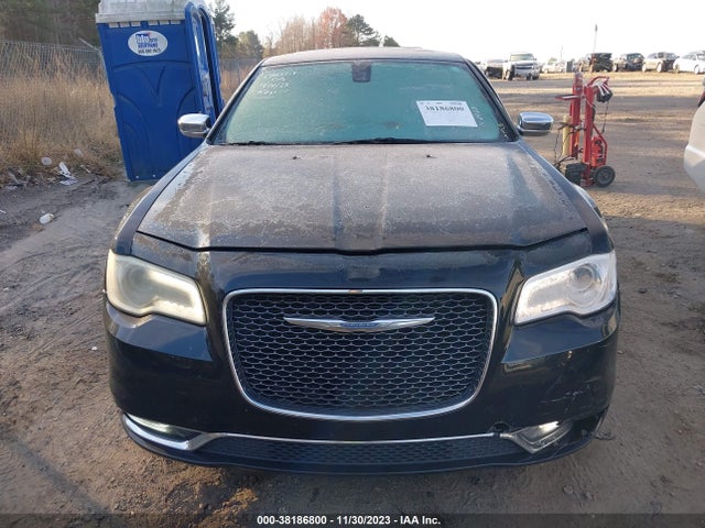 Chrysler 300C 2015 2C3CCAEG1FH867772 Image 12
