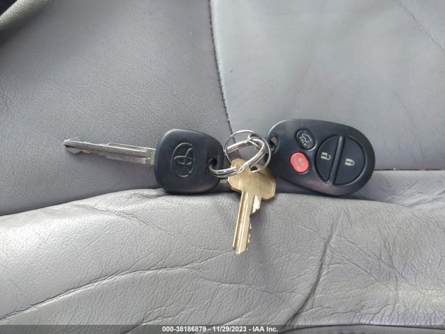 2010 TOYOTA HIGHLANDER SE V6 VIN: 5TDJK3EH3AS010289