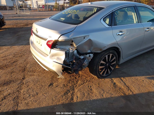 2018 NISSAN ALTIMA 2.5 SV VIN: 1N4AL3APXJC124825