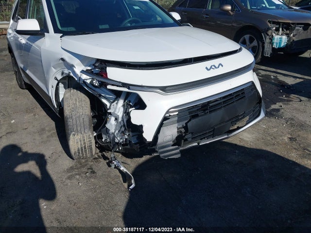 2023 KIA NIRO EX VIN: KNDCR3LE4P5110140