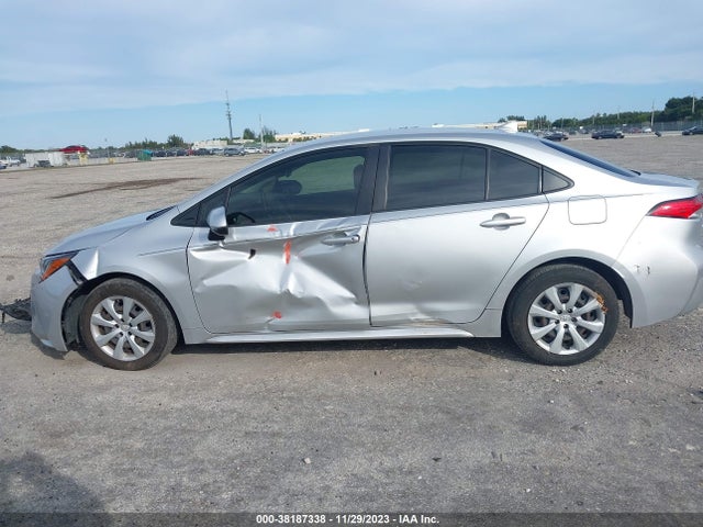2020 TOYOTA COROLLA LE VIN: JTDEPRAE7LJ111367