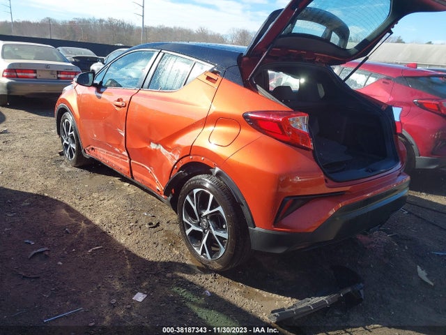 2020 TOYOTA C-HR XLE VIN: NMTKHMBX1LR110123