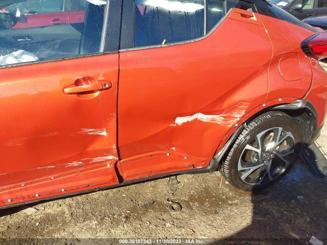 2020 TOYOTA C-HR XLE VIN: NMTKHMBX1LR110123