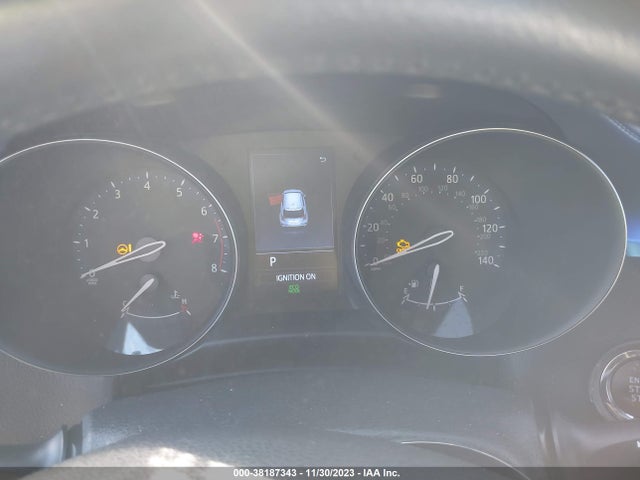 2020 TOYOTA C-HR XLE VIN: NMTKHMBX1LR110123