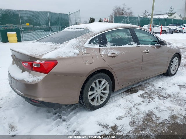 Chevrolet MALIBU LT 2018 1G1ZD5STXJF233293 Image 4
