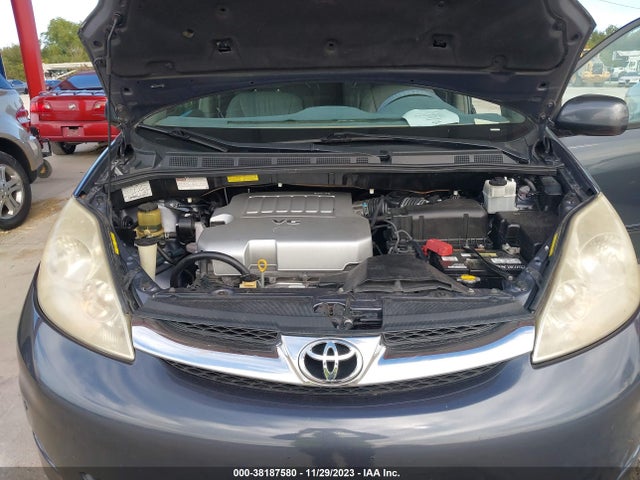 2010 TOYOTA SIENNA LIMITED VIN: 5TDYK4CC4AS320835
