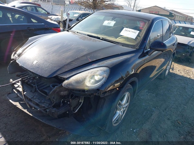 2012 PORSCHE CAYENNE WP1AA2A25CLA01367 Photo 1