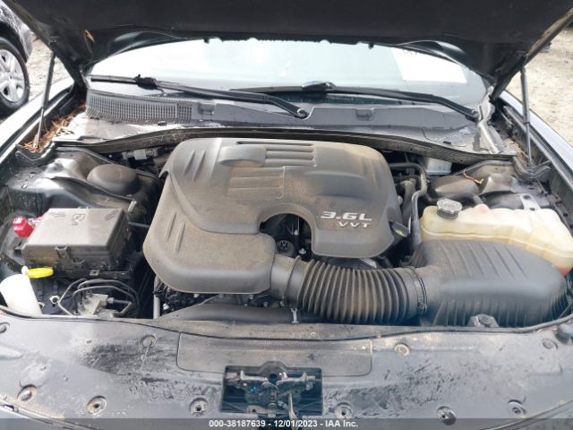 2C3CDXBG4KH685627 Dodge Charger Sxt Rwd