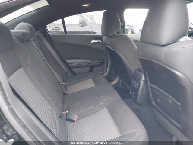 2C3CDXBG4KH685627 Dodge Charger Sxt Rwd