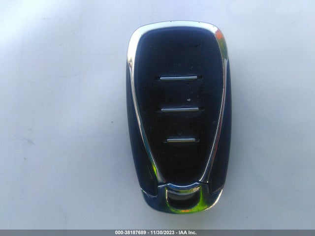 Chevrolet EQUINOX LT 2018 3GNAXSEV5JL324833 Image 11