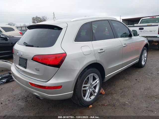 Audi Q5 2.0t Premium 2016 WA1L2AFP0GA066208 Image 4