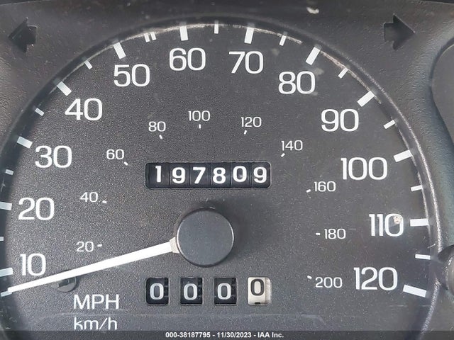 1999 FORD ESCORT SE VIN: 3FAFP15P7XR156988
