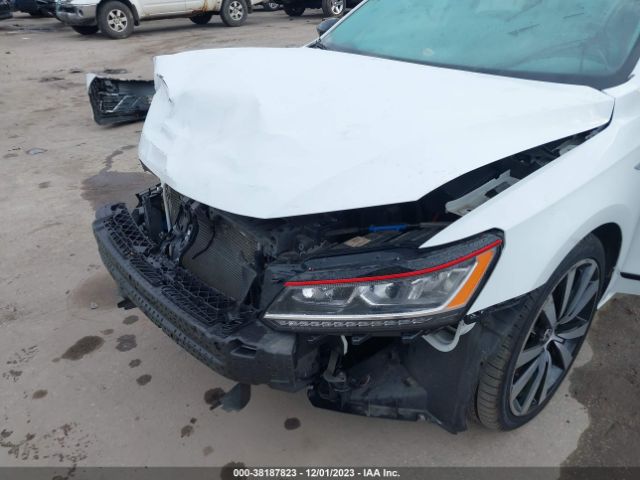 2018 VOLKSWAGEN PASSAT 1VWJM7A39JC037586 Photo 5