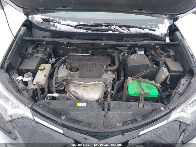 Toyota RAV4 LE 2018 2T3BFREV9JW857897 Image 10