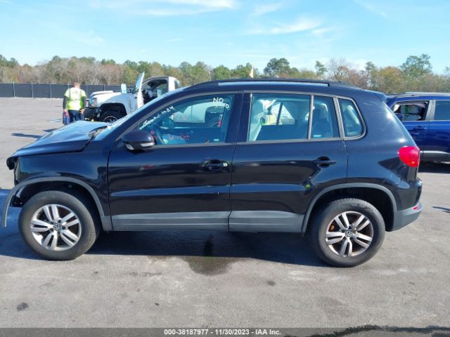 WVGBV7AX7HK030476 Volkswagen Tiguan 2.0t/2.0t S