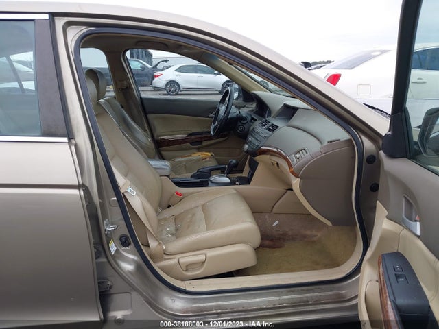 2009 HONDA ACCORD 2.4 EX-L VIN: 1HGCP26829A098703