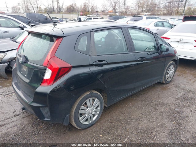 Honda FIT LX 2015 3HGGK5G53FM754735 Image 4