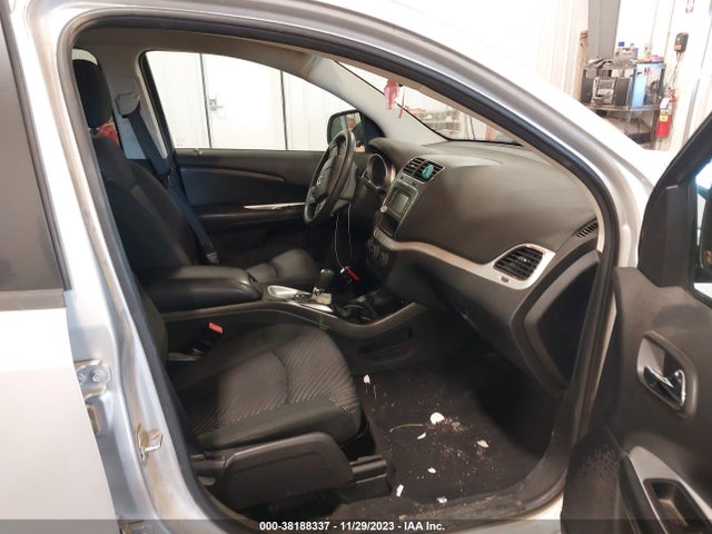 2011 DODGE JOURNEY MAINSTREET VIN: 3D4PH1FG7BT525096