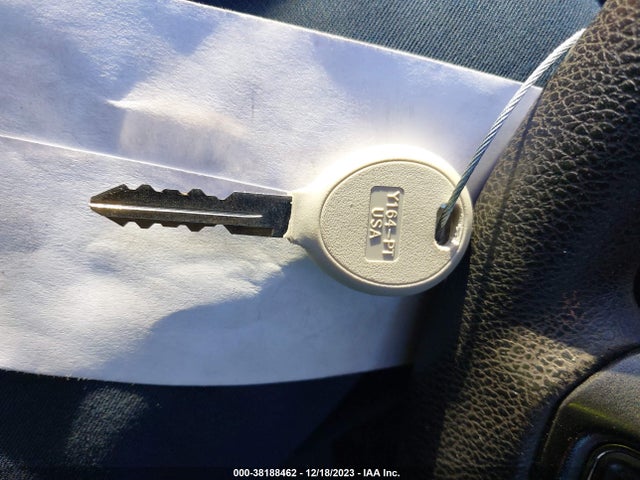 2013 CHRYSLER 200 LX VIN: 1C3CCBAB9DN622528