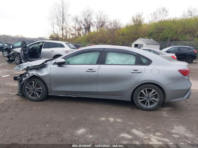 3KPF24AD4NE432120 KIA Forte Lxs