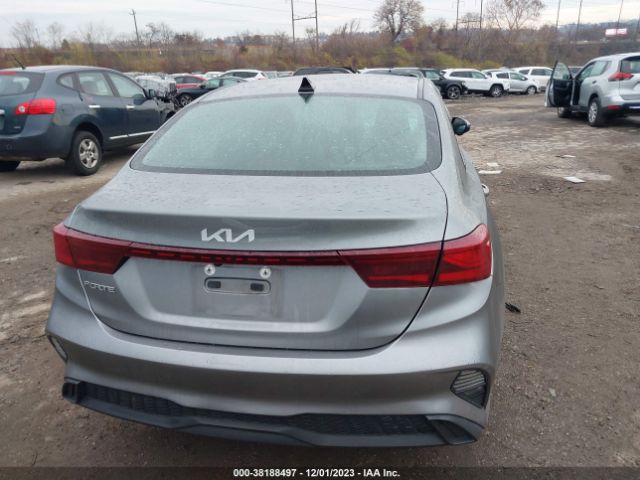 3KPF24AD4NE432120 KIA Forte Lxs