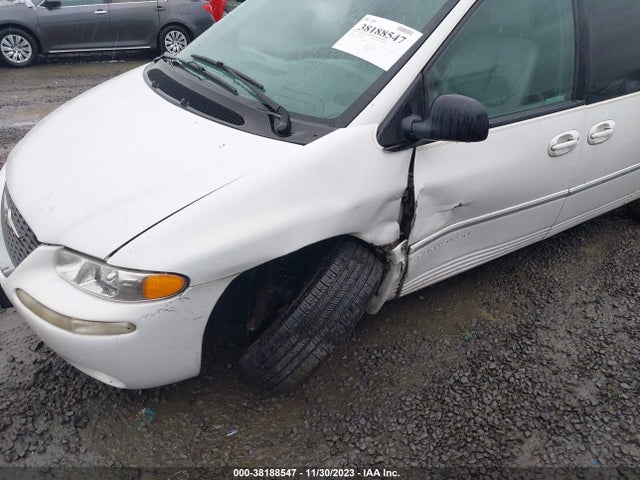 1998 CHRYSLER TOWN & COUNTRY LXI VIN: 1C4GP64L6WB553038