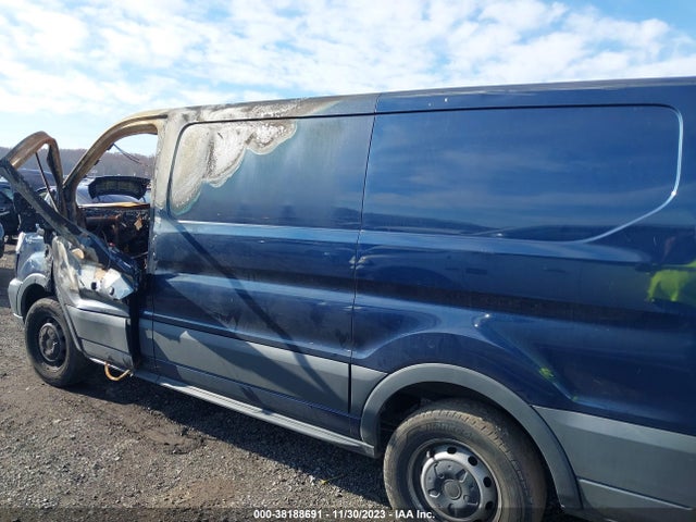 Ford Transit-150 2017 1FTYE1YM3HKB24698 Image 14