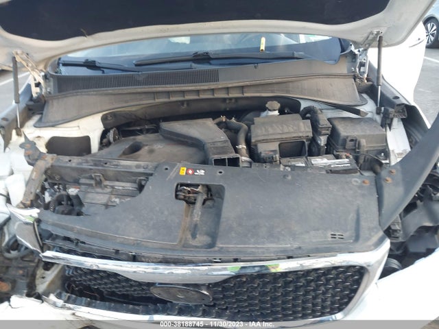 2016 KIA SORENTO 2.0T EX VIN: 5XYPHDA13GG050806