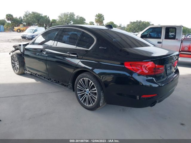 WBAJA9C54JG623088 BMW 530e Iperformance