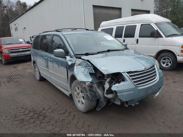 2010 CHRYSLER TOWN & COUNTRY TOURING PLUS VIN: 2A4RR8DX7AR428460