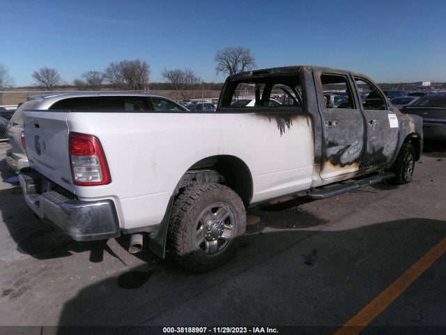 3C6UR5JL0MG554838 RAM 2500 Big Horn  4x4 8' Box