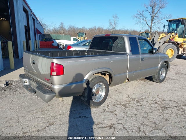 2000 GMC SONOMA SLS VIN: 1GTCS19W7Y8230281