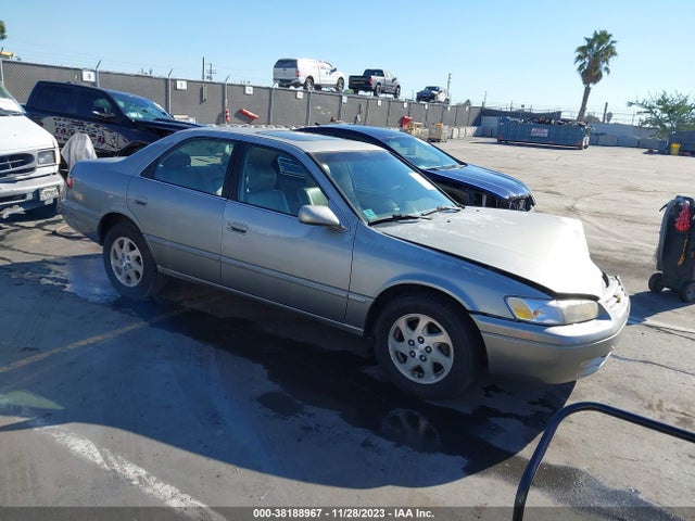 1999 TOYOTA CAMRY XLE V6 VIN: JT2BF28K3X0215643