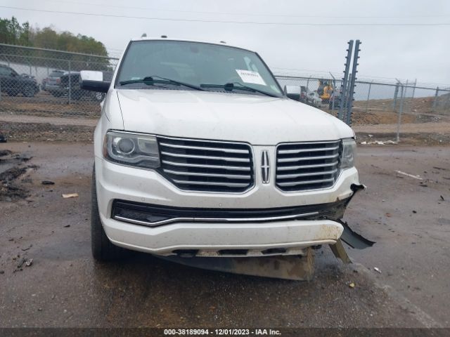5LMJJ2HT0GEL01658 Lincoln Navigator Select