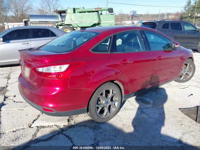2014 FORD FOCUS SE VIN: 1FADP3F21EL112194